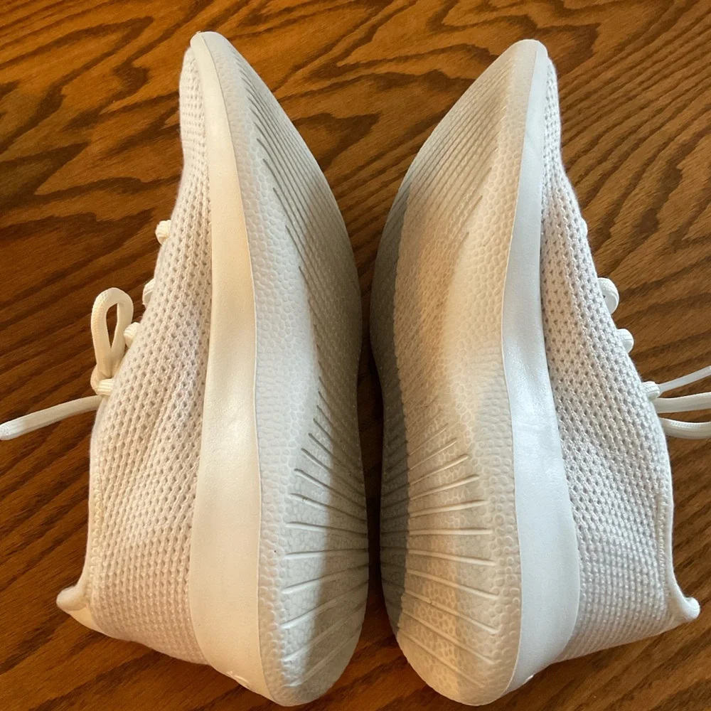 Allbirds Tree Runner’s, Kaikoura White Sneakers, Women’s Sz 7